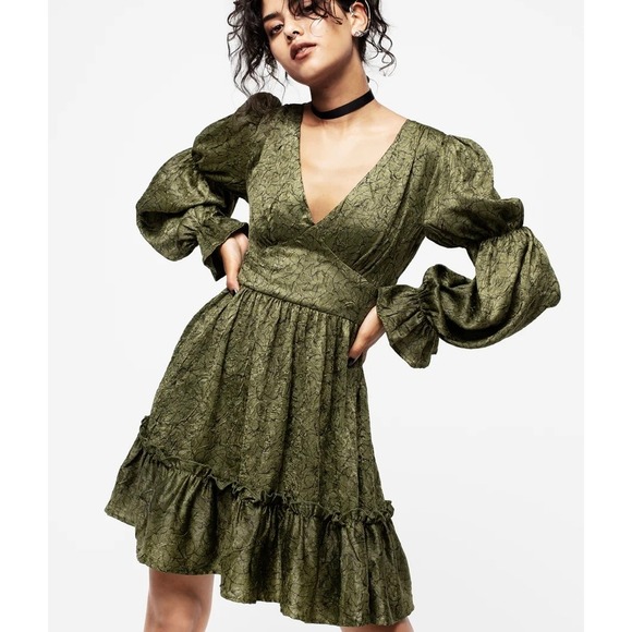 Disturbia Arda Virago Sleeve Mini Dress Olive Green Womens US 6 - Picture 13 of 13